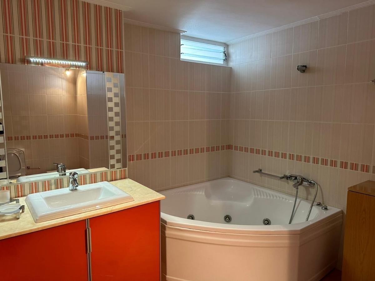 Penthouse Sea View Apartment Саранде Екстериор снимка